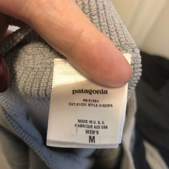 Patagonia long sleeve shirt light sweater size medium - Picture 5 of 5